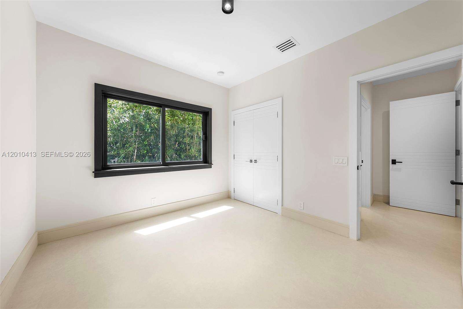 110 Holiday Dr, Hallandale Beach, FL 33009 | Picture 69