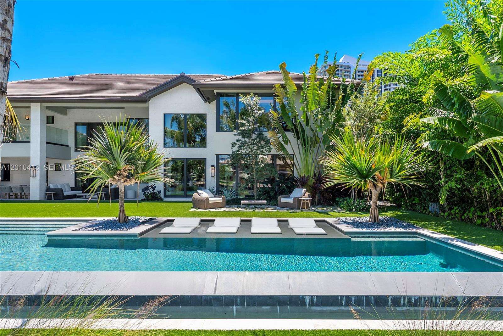 110 Holiday Dr, Hallandale Beach, FL 33009 | Picture 90