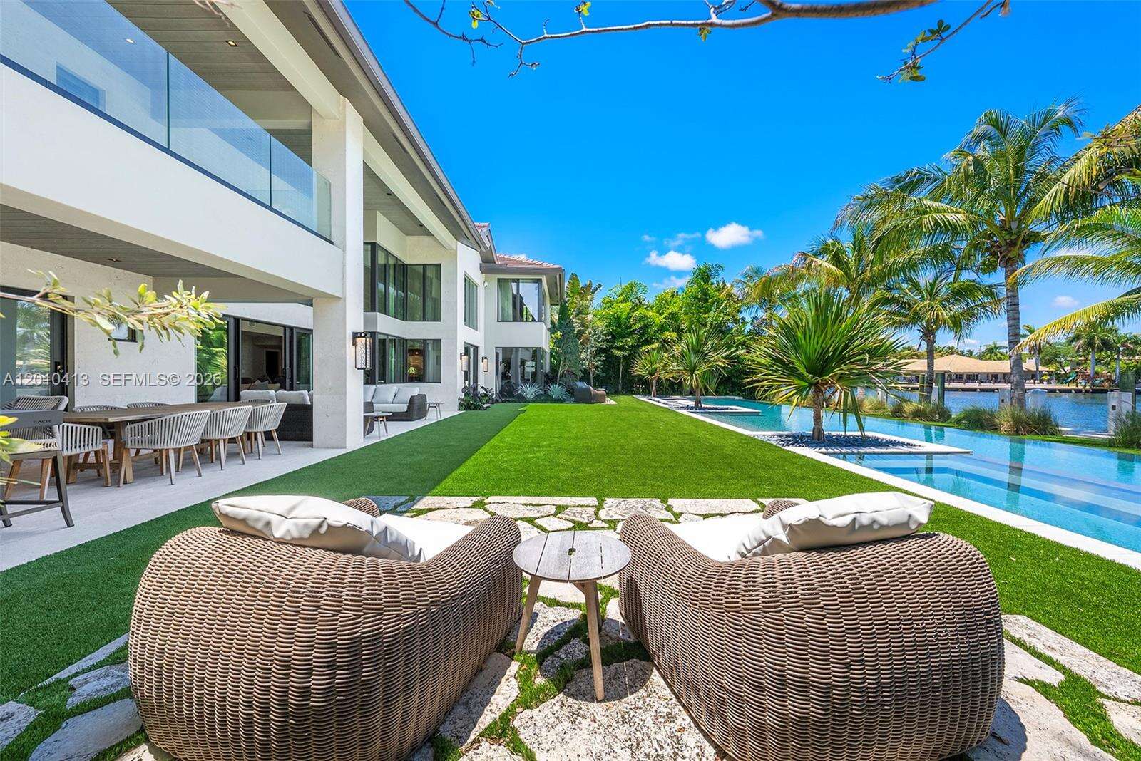 110 Holiday Dr, Hallandale Beach, FL 33009 | Picture 95