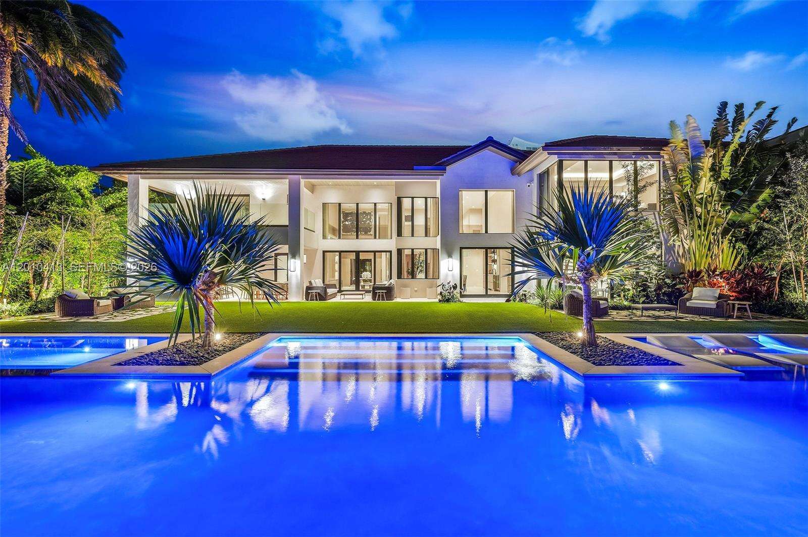 110 Holiday Dr, Hallandale Beach, FL 33009 | Picture 97