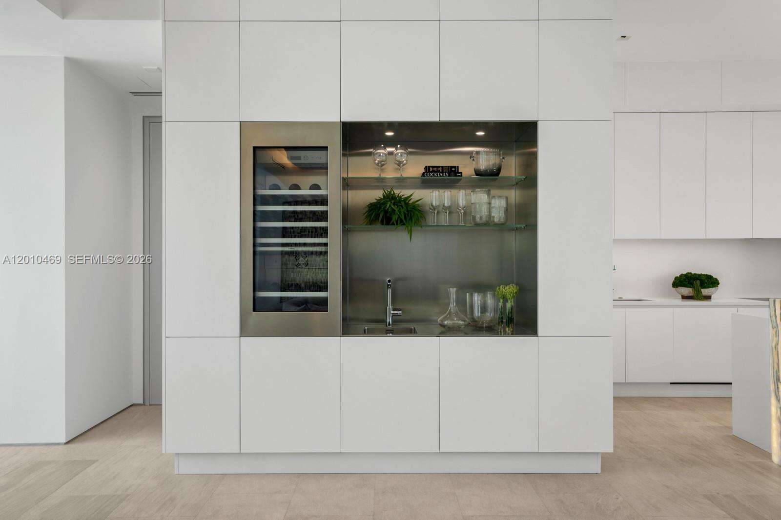 7815 Atlantic Way, Miami Beach, FL 33141 | Picture 9