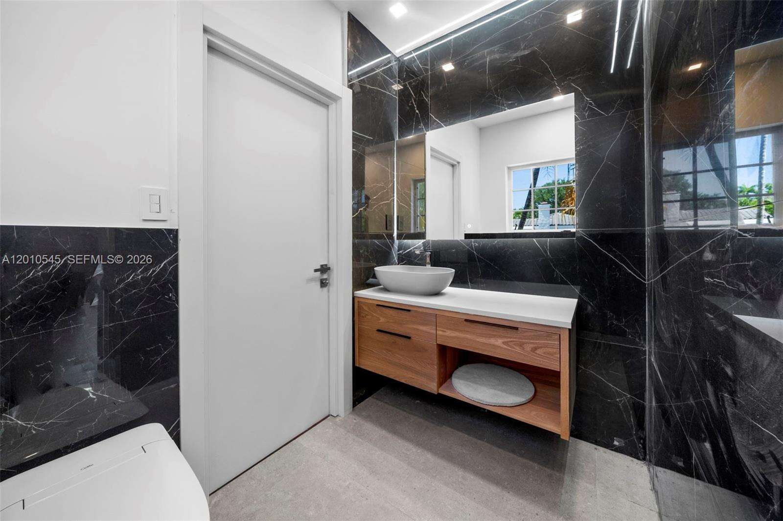 5824 Alton Rd, Miami Beach, FL 33140 - For Sale photo 18