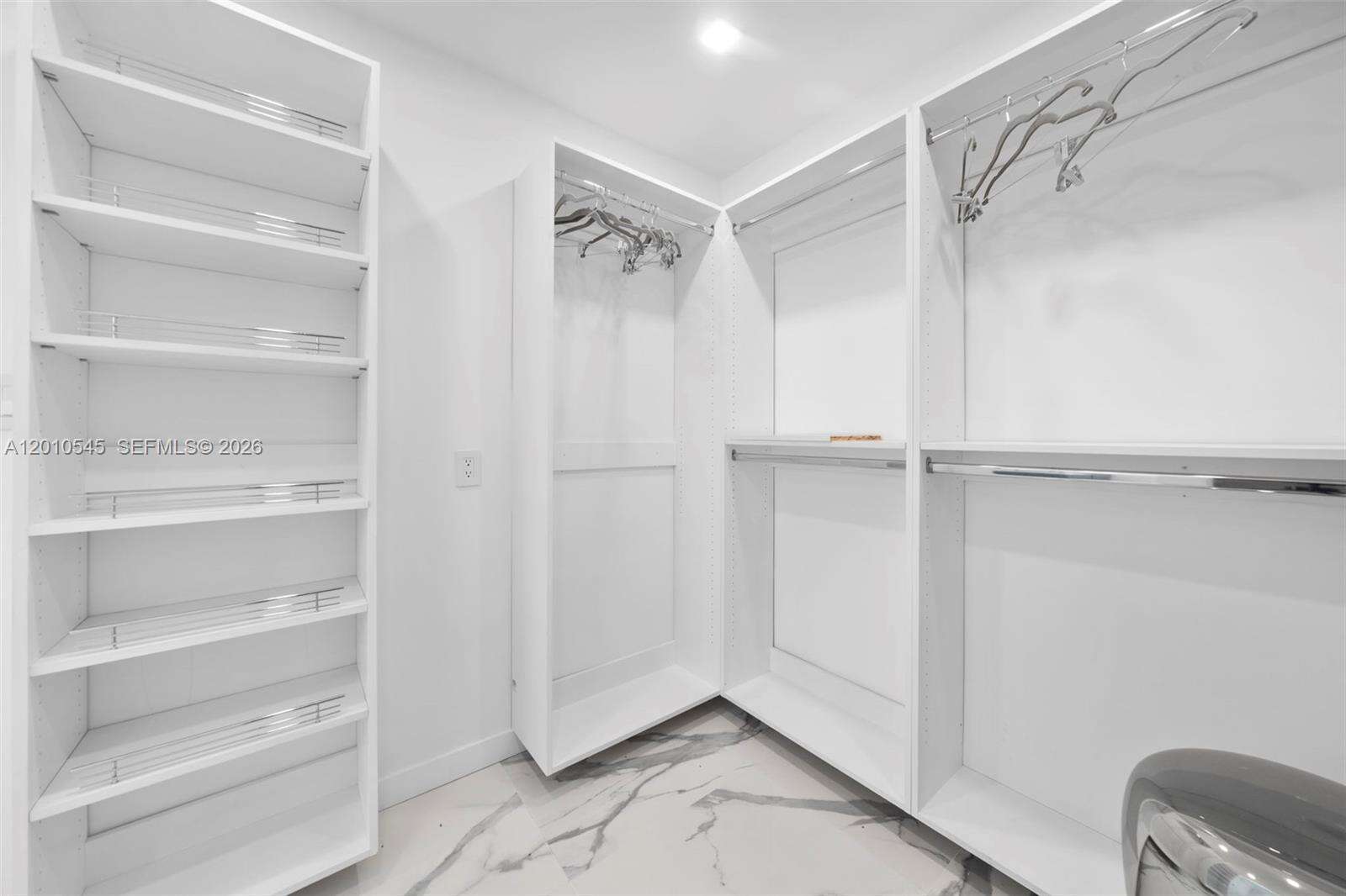 5824 Alton Rd, Miami Beach, FL 33140 - For Sale photo 19