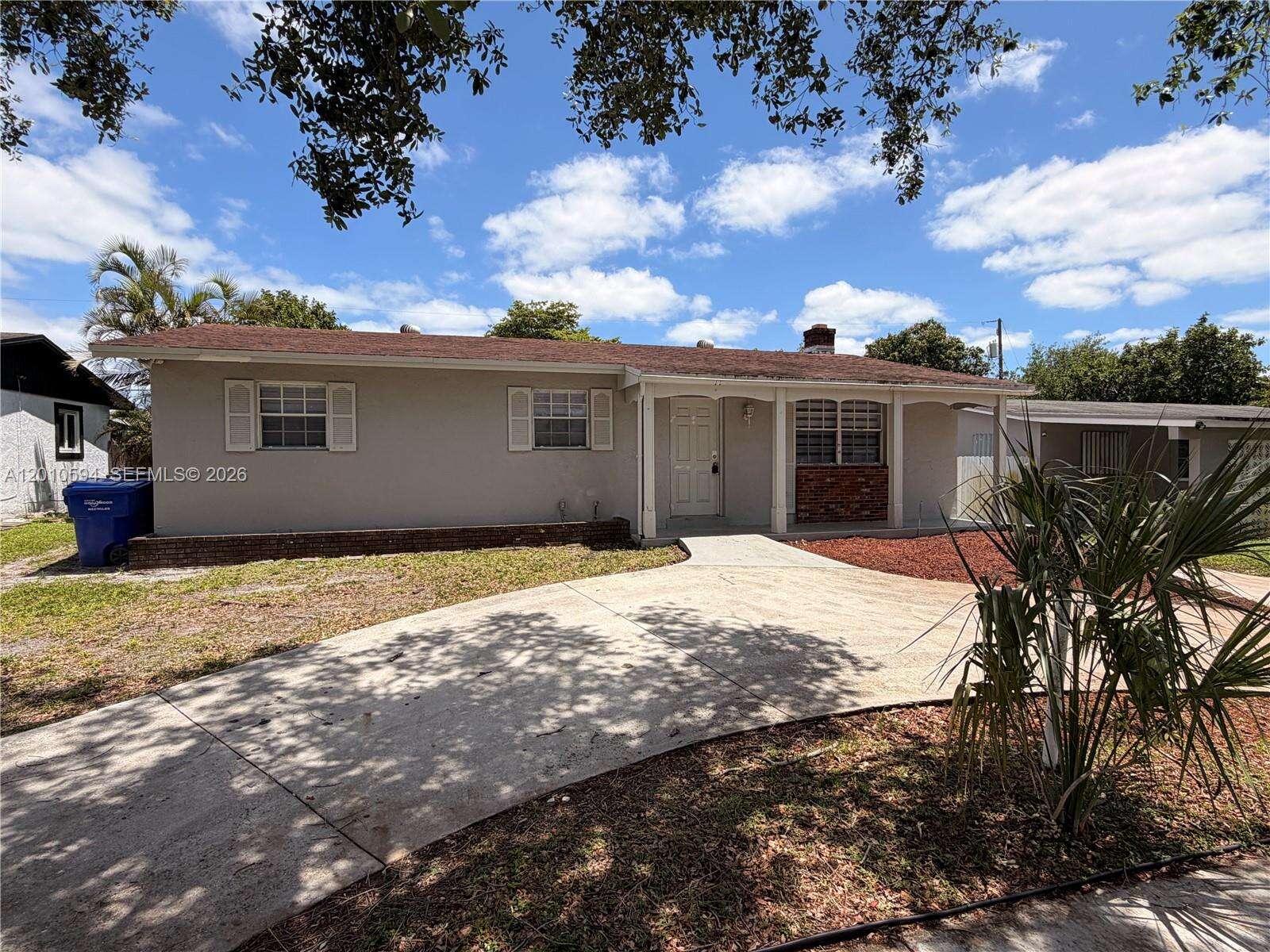 3011 74th Ave, Hollywood, FL 33024 - For Sale photo 2