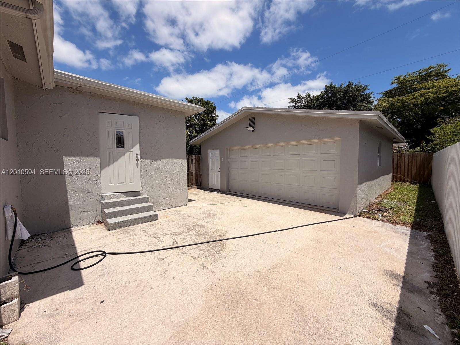 3011 74th Ave, Hollywood, FL 33024 - For Sale photo 3