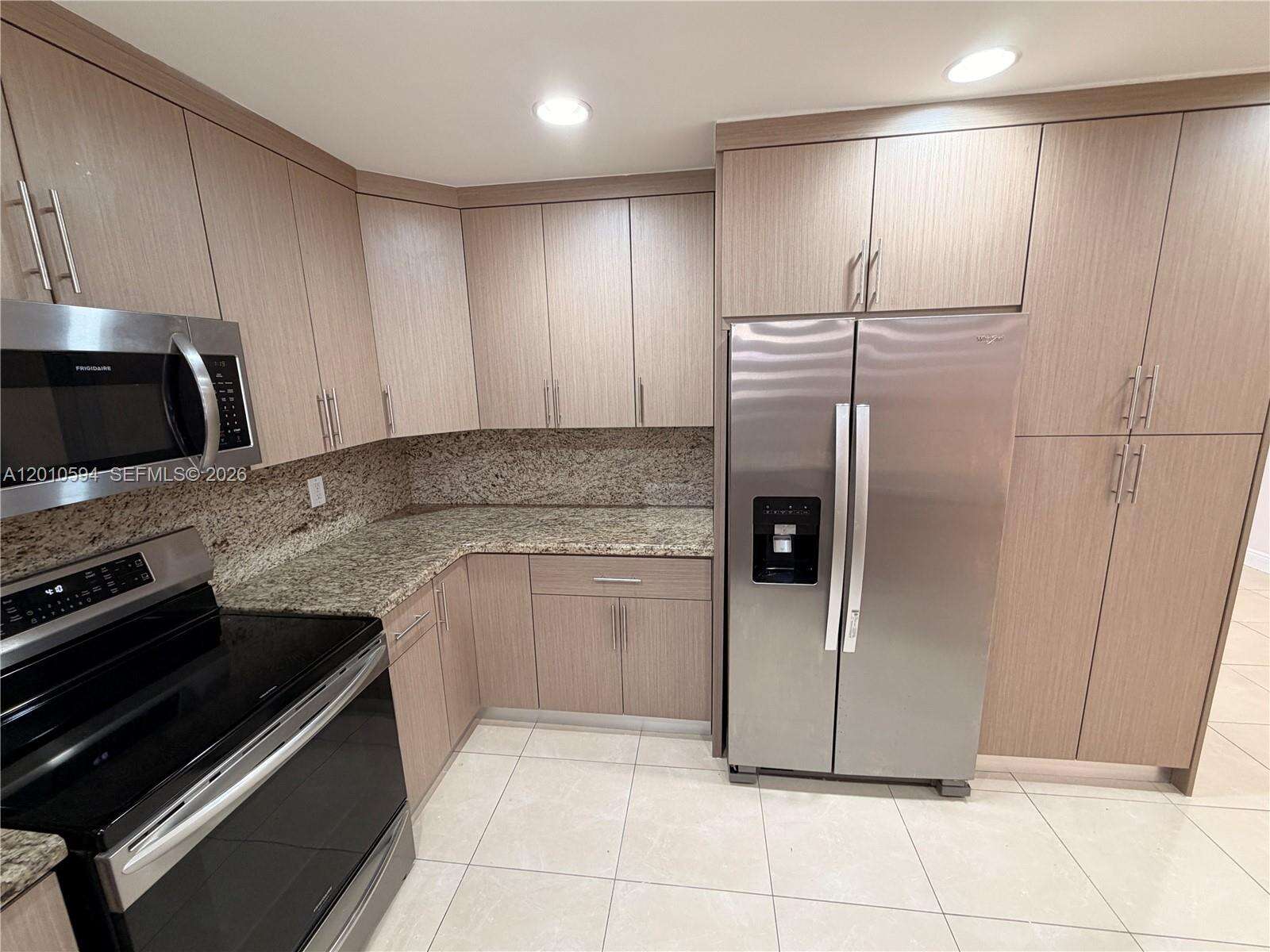 3011 74th Ave, Hollywood, FL 33024 - For Sale photo 10