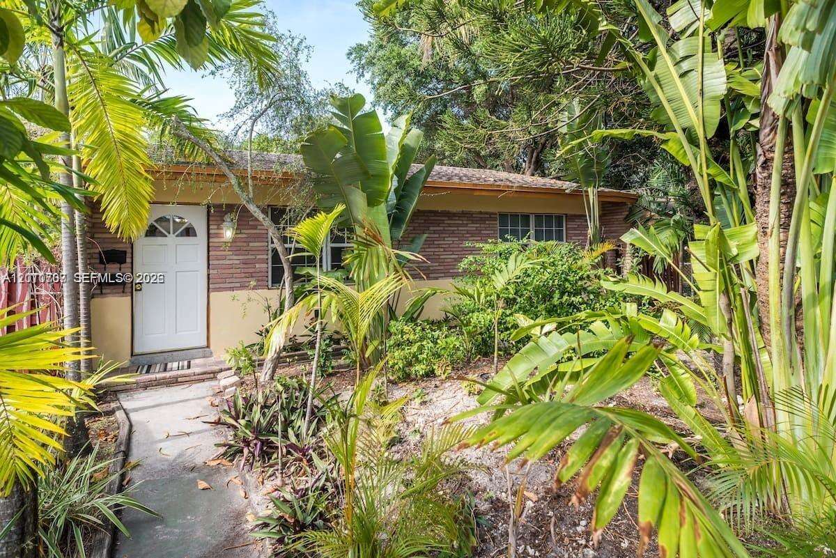 2411 Hayes St, Hollywood, FL 33020 | Picture 7
