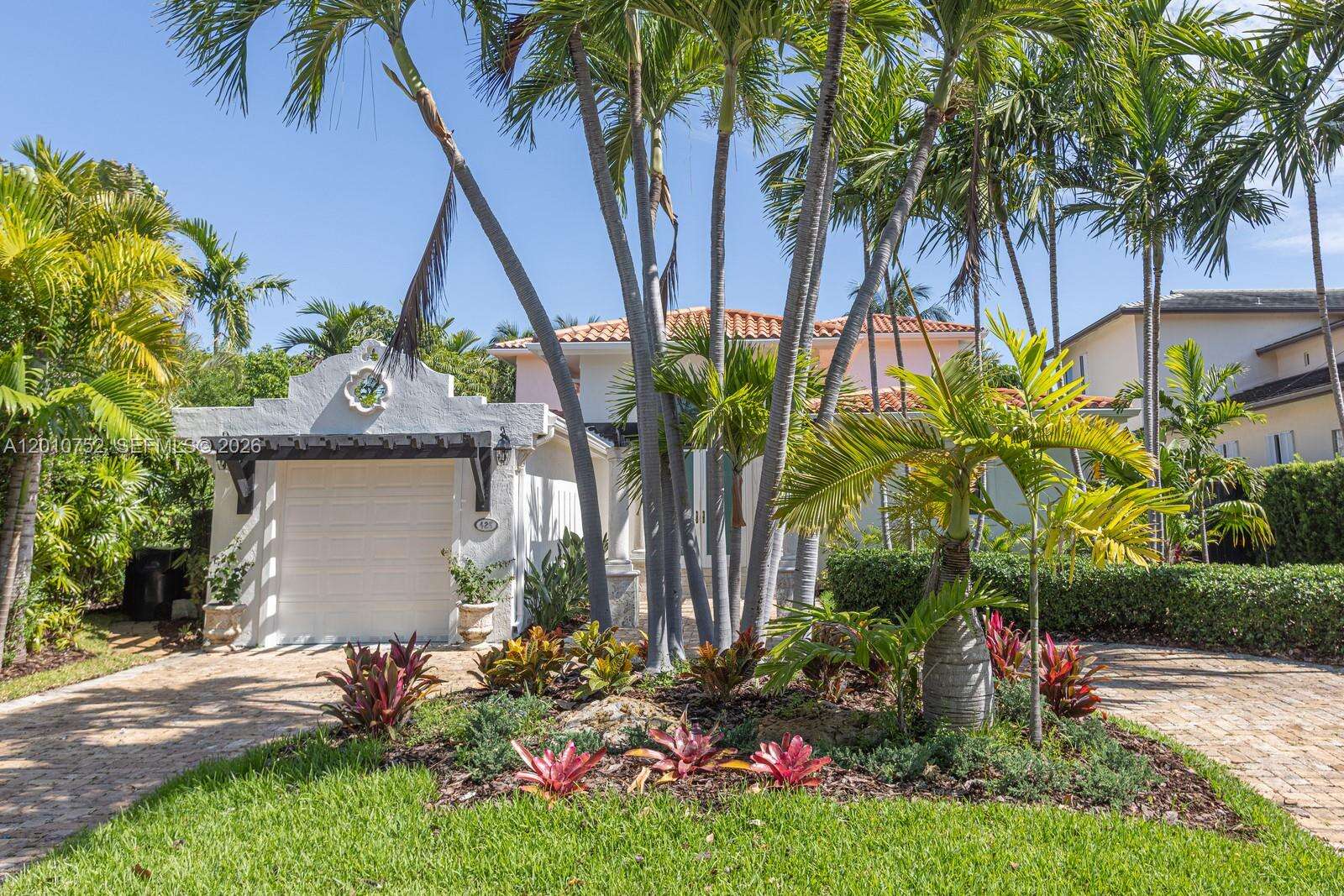 425 Shore Dr, Miami Beach, FL 33141 | Picture 16