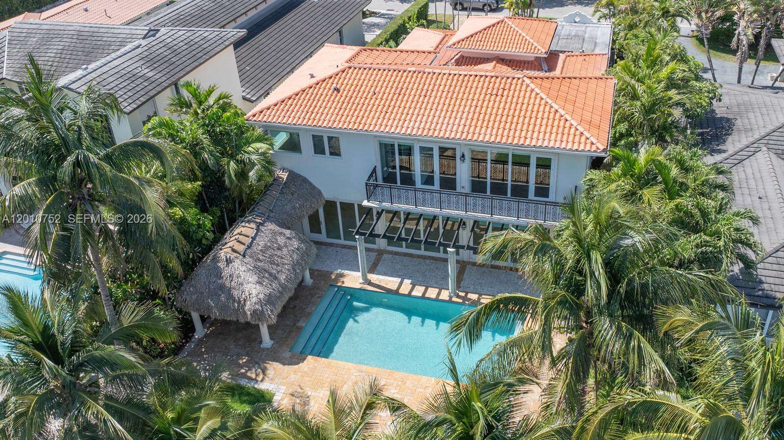 425 Shore Dr, Miami Beach, FL 33141 | Picture 17
