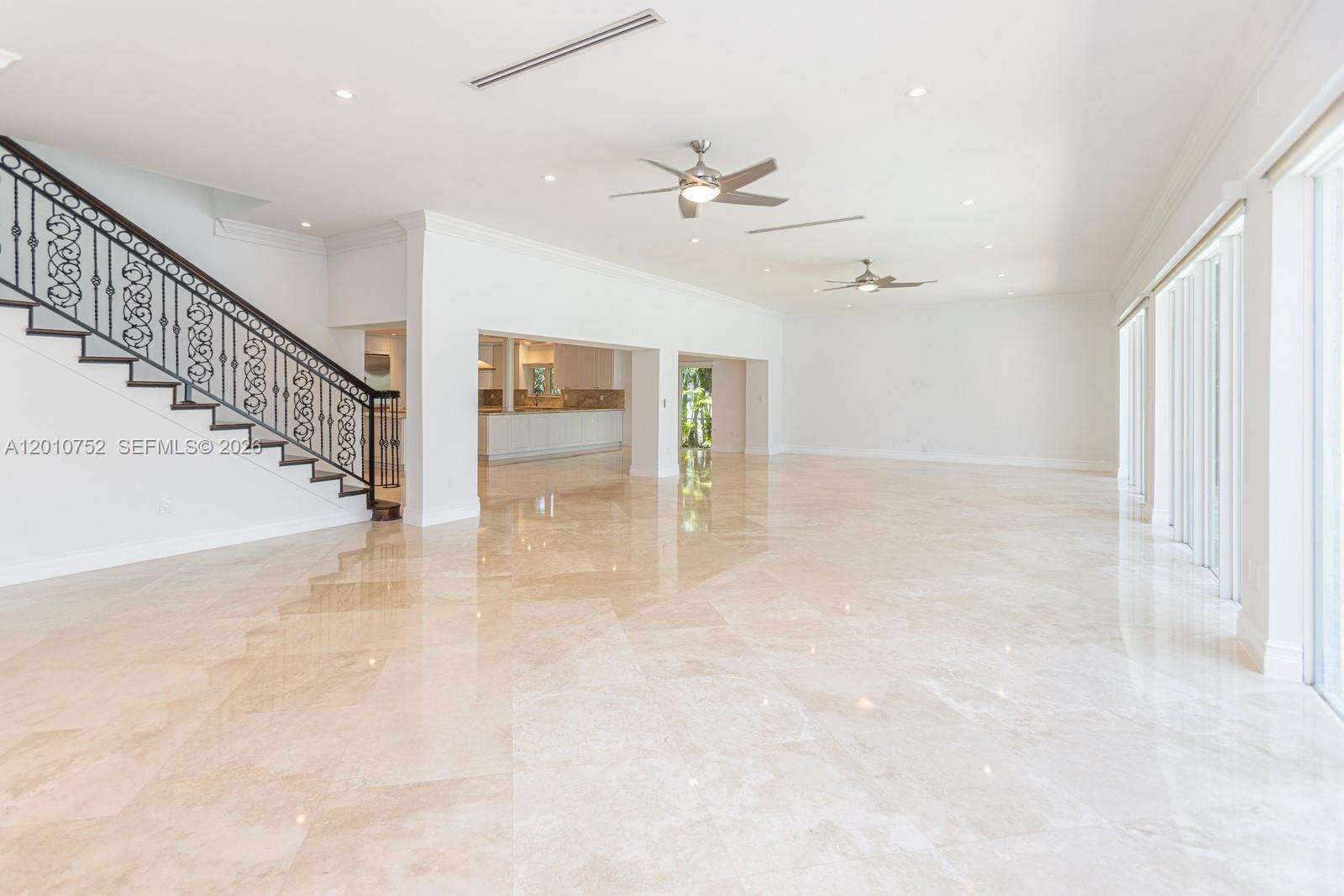 425 Shore Dr, Miami Beach, FL 33141 | Picture 6