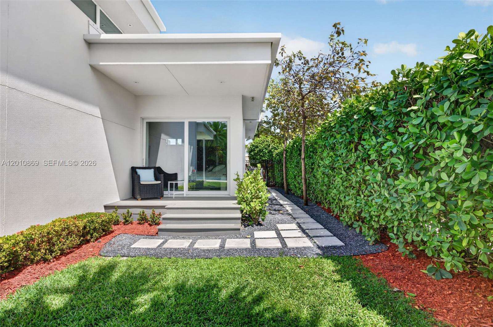 907 Diplomat Pkwy, Hallandale Beach, FL 33009 | Picture 46