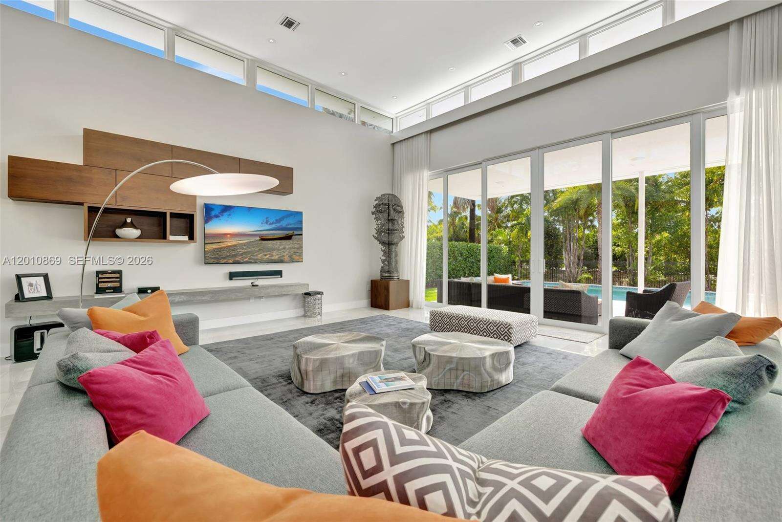 907 Diplomat Pkwy, Hallandale Beach, FL 33009 | Picture 8