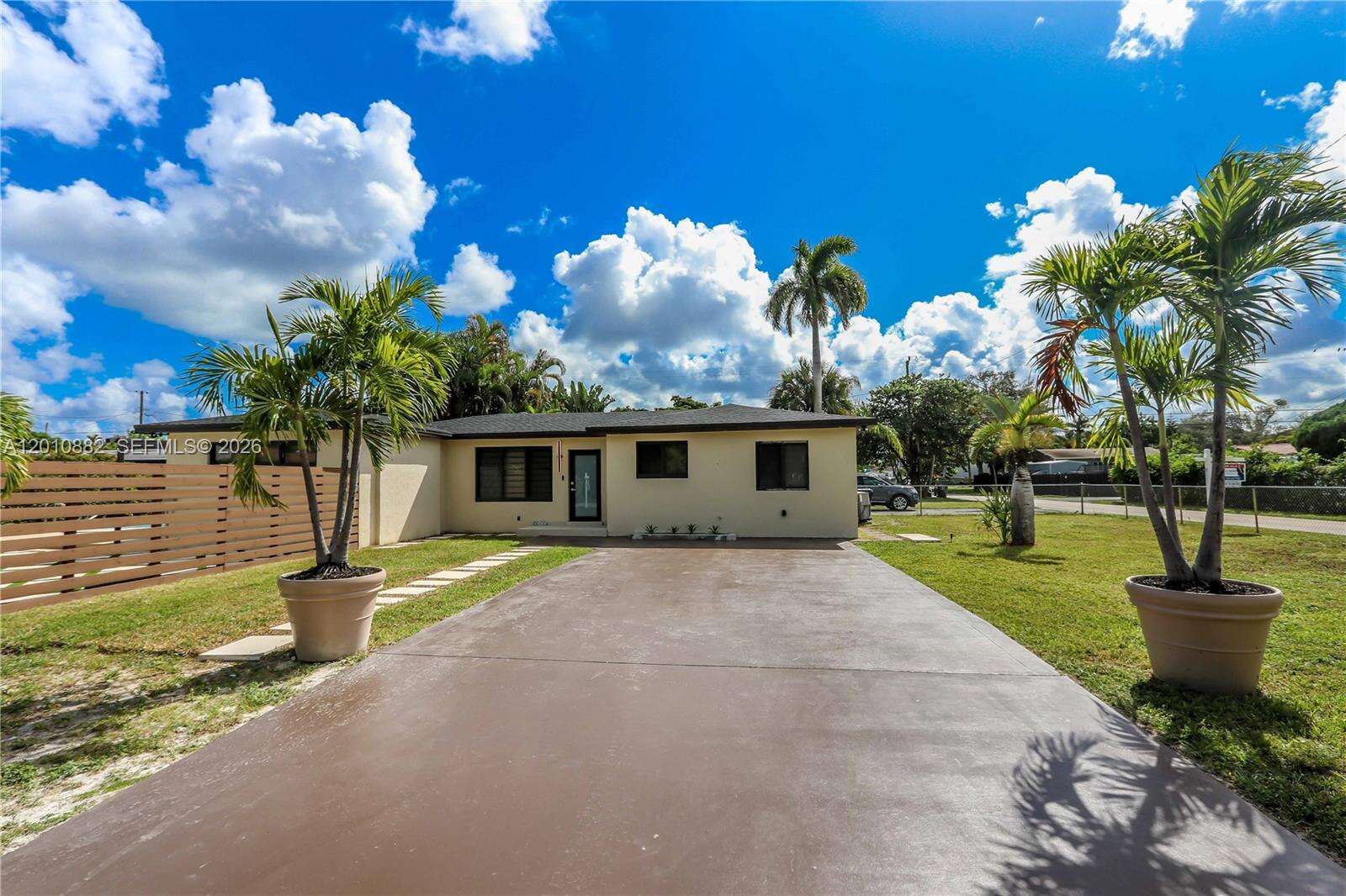 1620 Mckinley St, Hollywood, FL 33020 | Picture 31