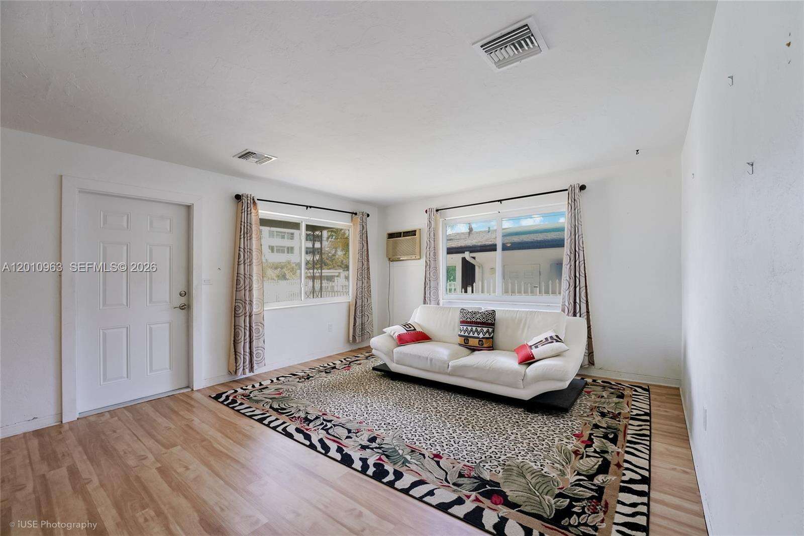 3278 Thomas Ave, Miami, FL 33133 | Picture 4