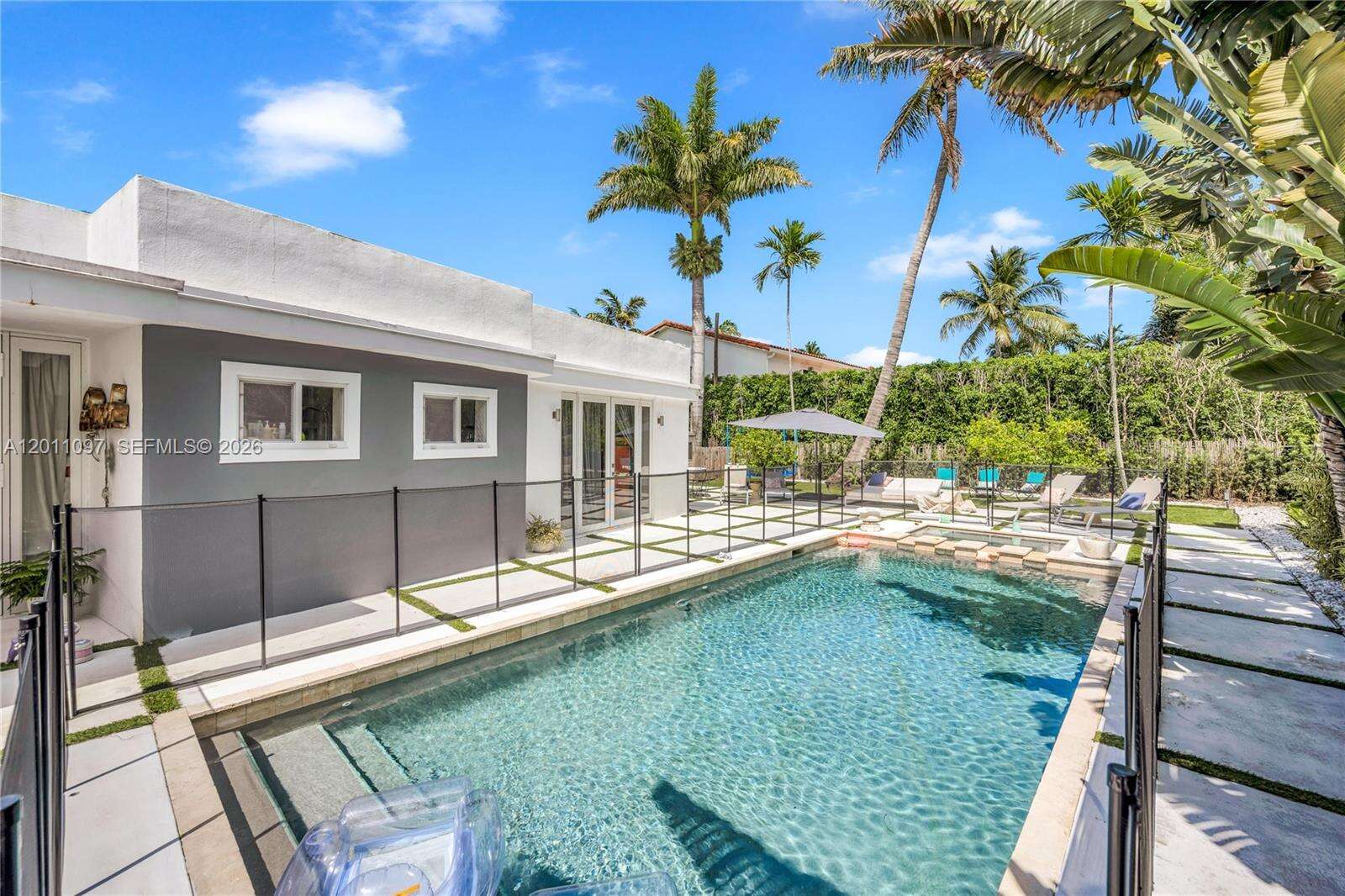 Miami Beach, FL 33140 - For Sale photo 3