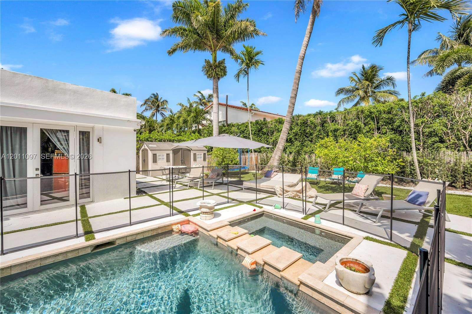 Miami Beach, FL 33140 - For Sale photo 4