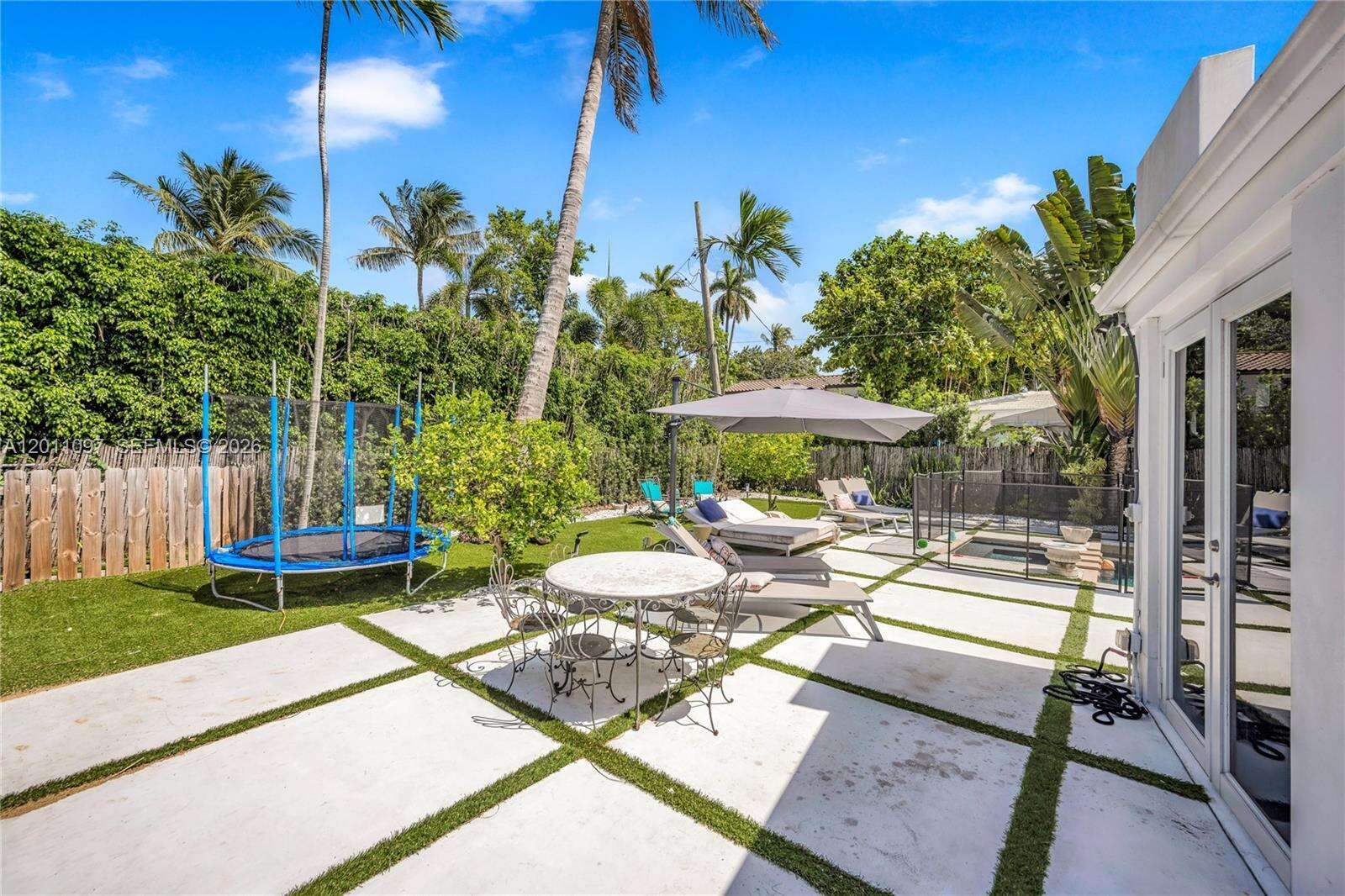 Miami Beach, FL 33140 - For Sale photo 7