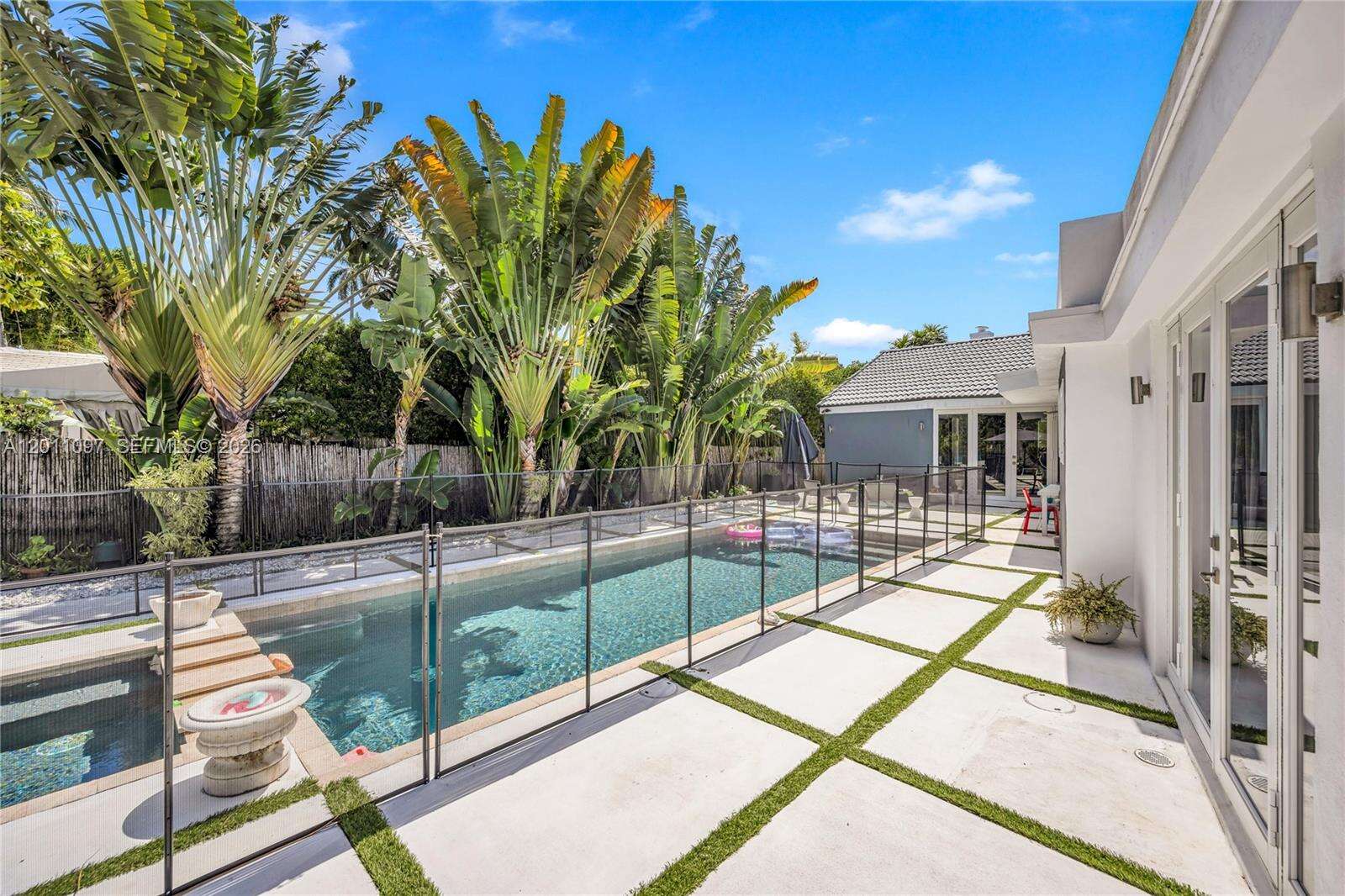 Miami Beach, FL 33140 - For Sale photo 9