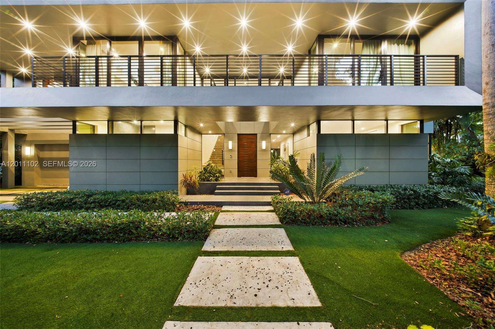 3232 Emathla St, Miami, FL 33133 - For Sale photo 2