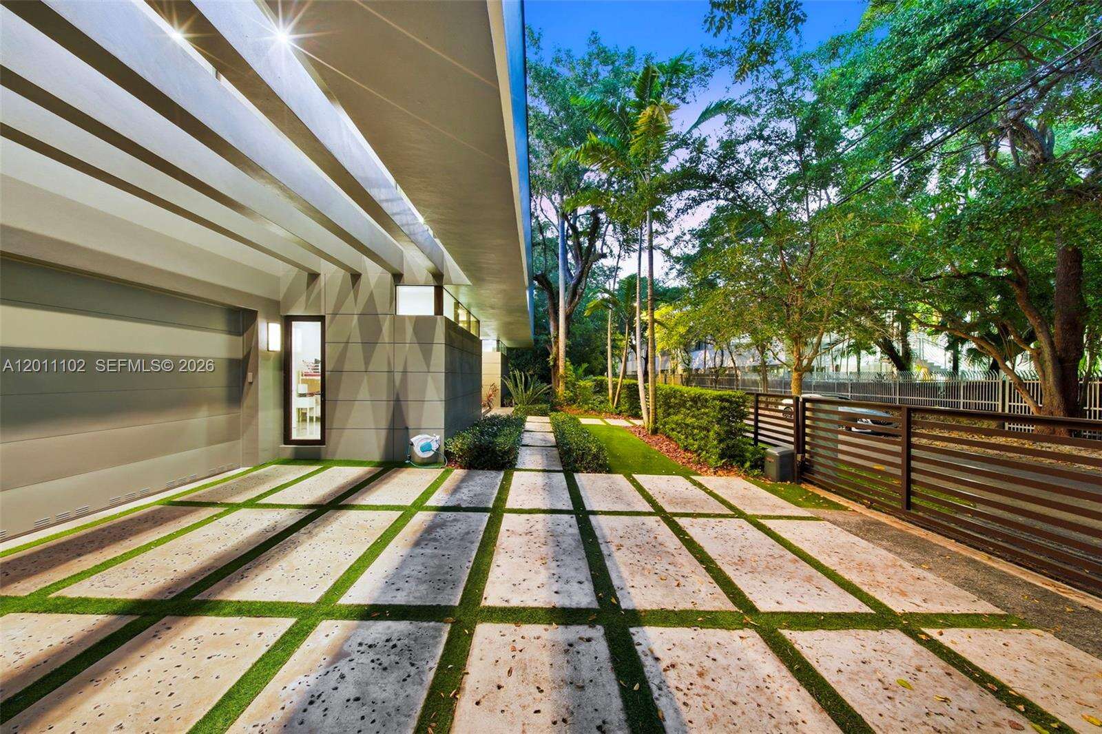 3232 Emathla St, Miami, FL 33133 - For Sale photo 32