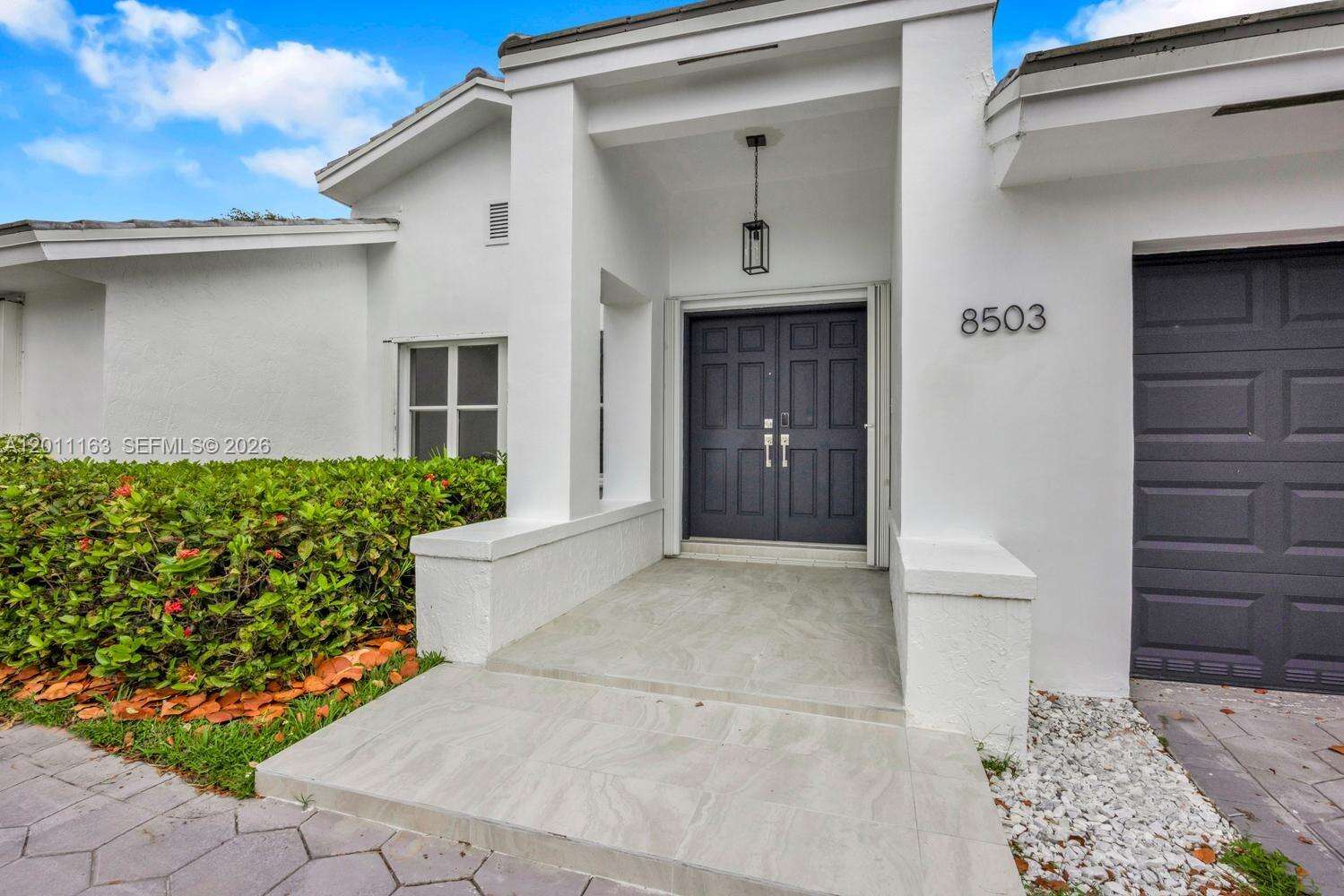 8503 83rd St, Miami, FL 33143 - For Sale photo 2