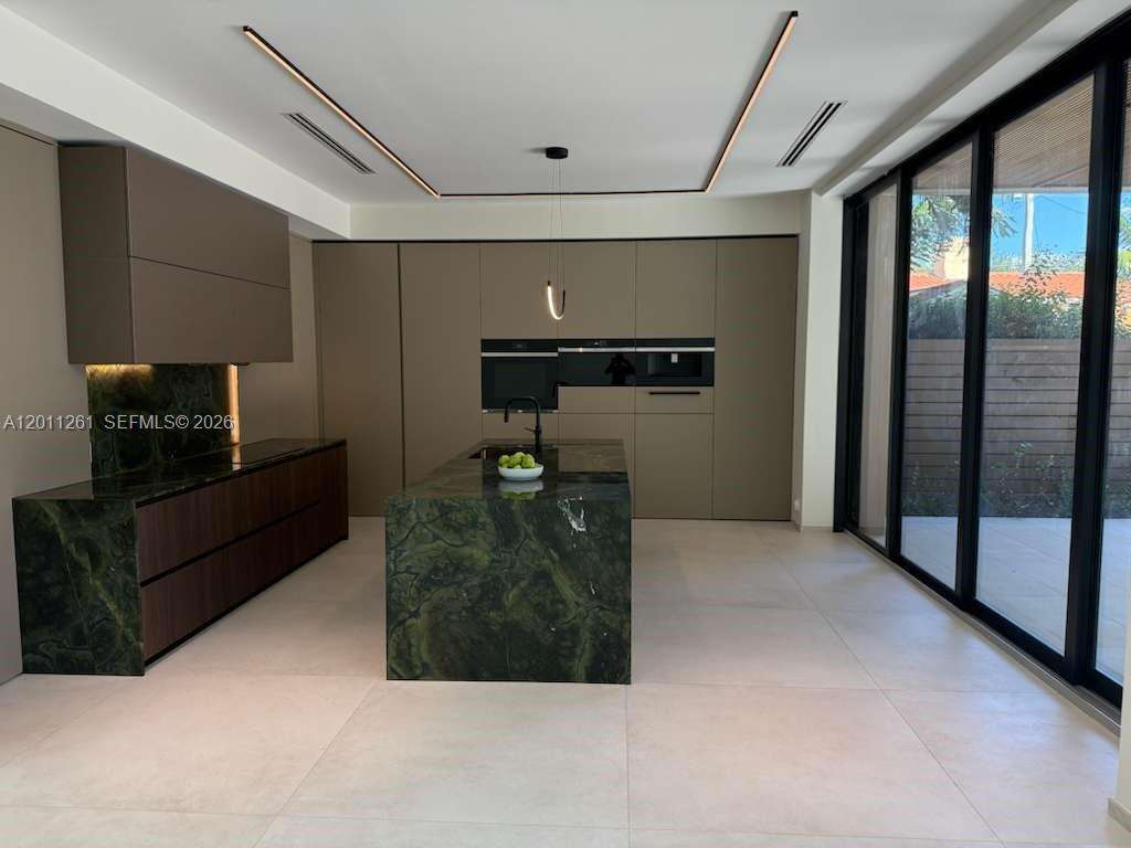 135 29th Rd, Miami, FL 33129 | Picture 10