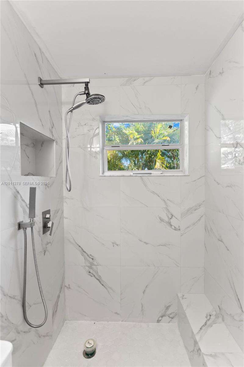 6880 Scott St, Hollywood, FL 33024 - For Sale photo 21