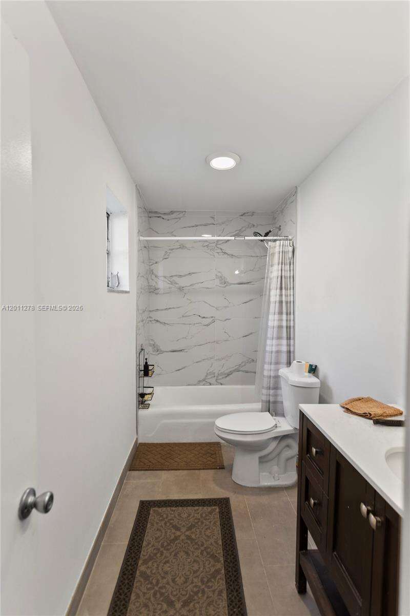 6880 Scott St, Hollywood, FL 33024 - For Sale photo 25