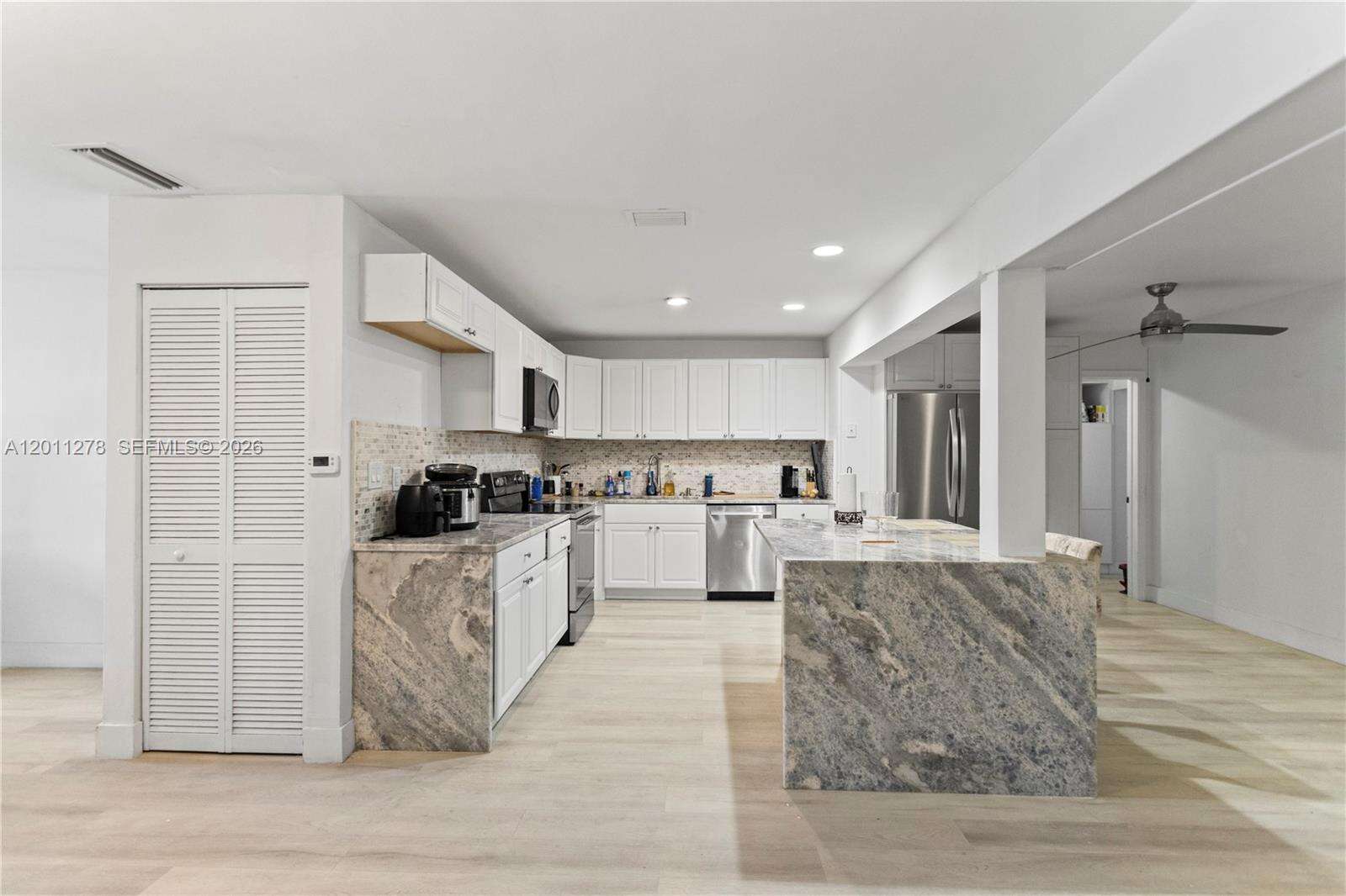 6880 Scott St, Hollywood, FL 33024 - For Sale photo 6