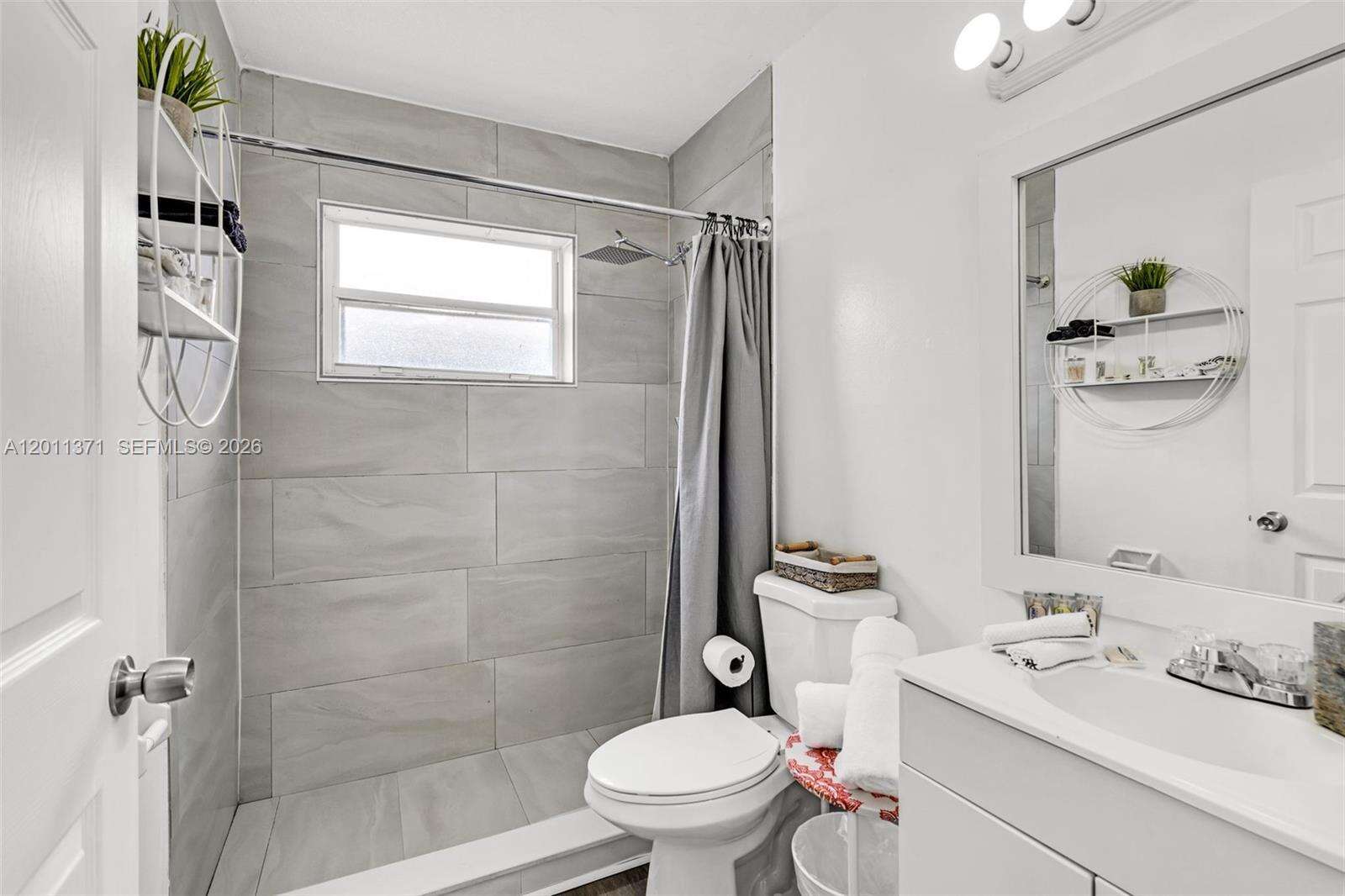 1020 8th St, Hallandale Beach, FL 33009 | Picture 18