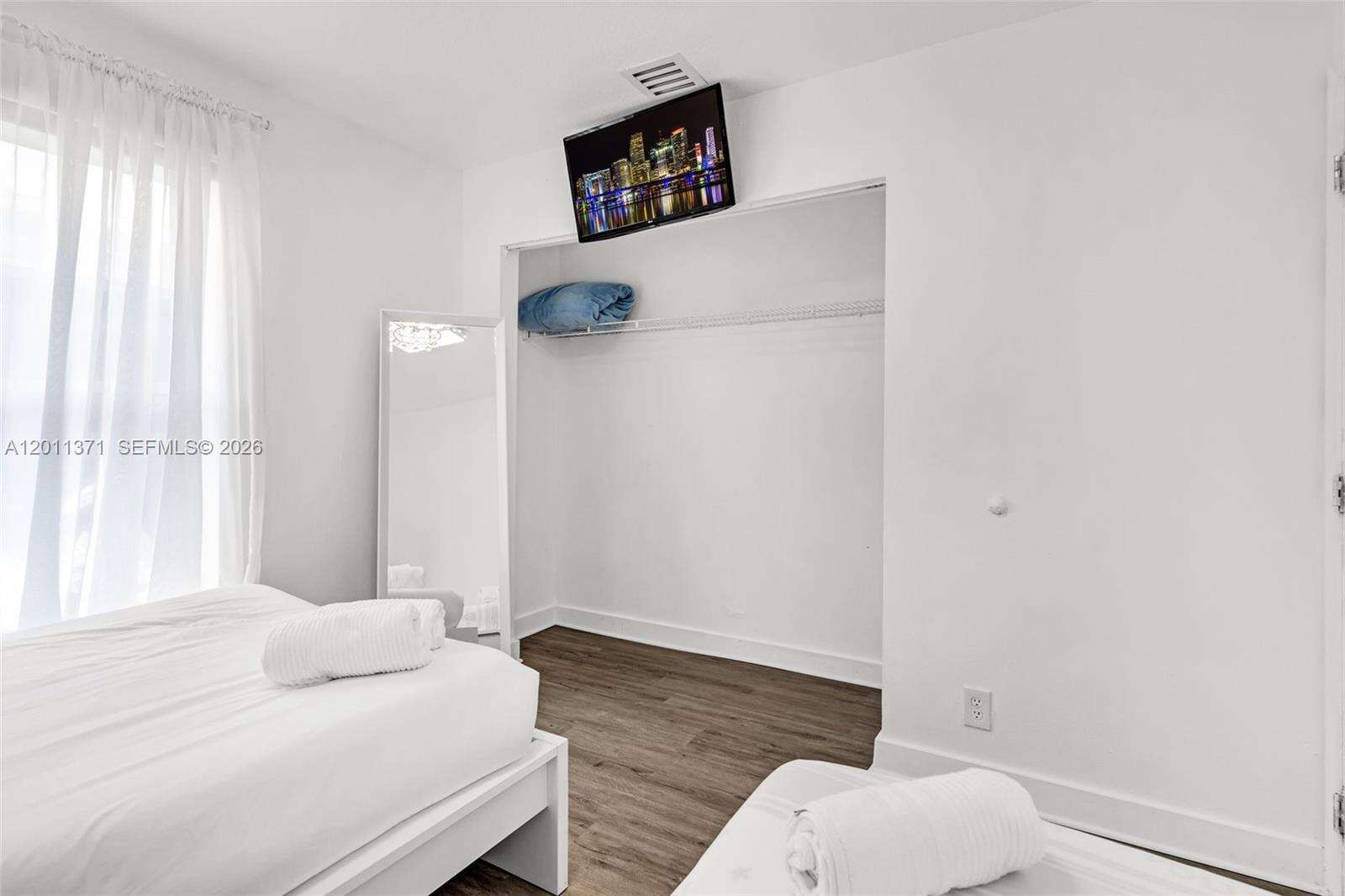1020 8th St, Hallandale Beach, FL 33009 | Picture 19