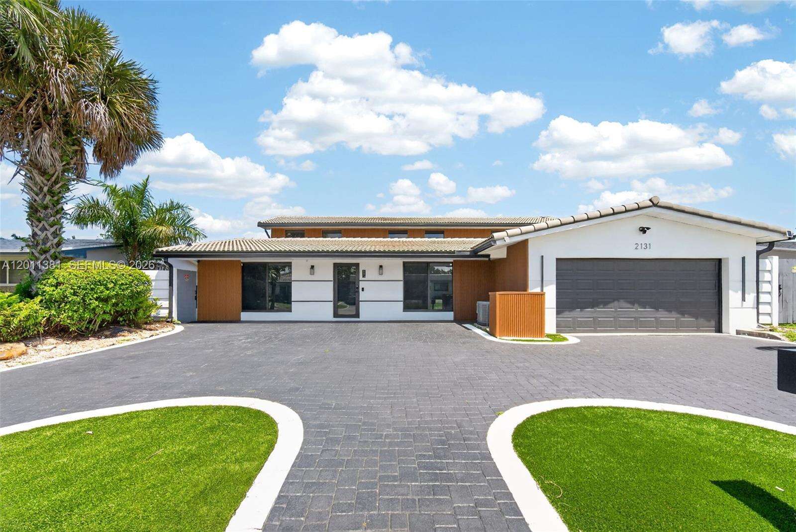 2131 53rd Ave, Hollywood, FL 33021 - For Sale photo 4