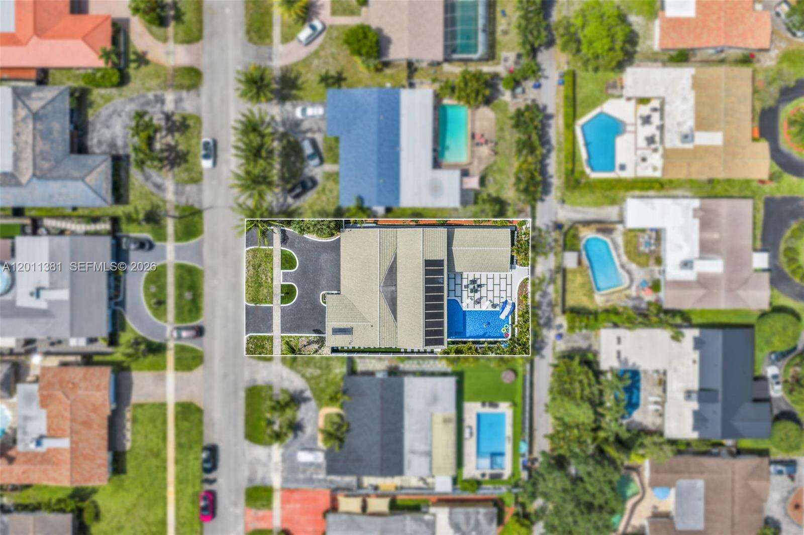 2131 53rd Ave, Hollywood, FL 33021 - For Sale photo 44