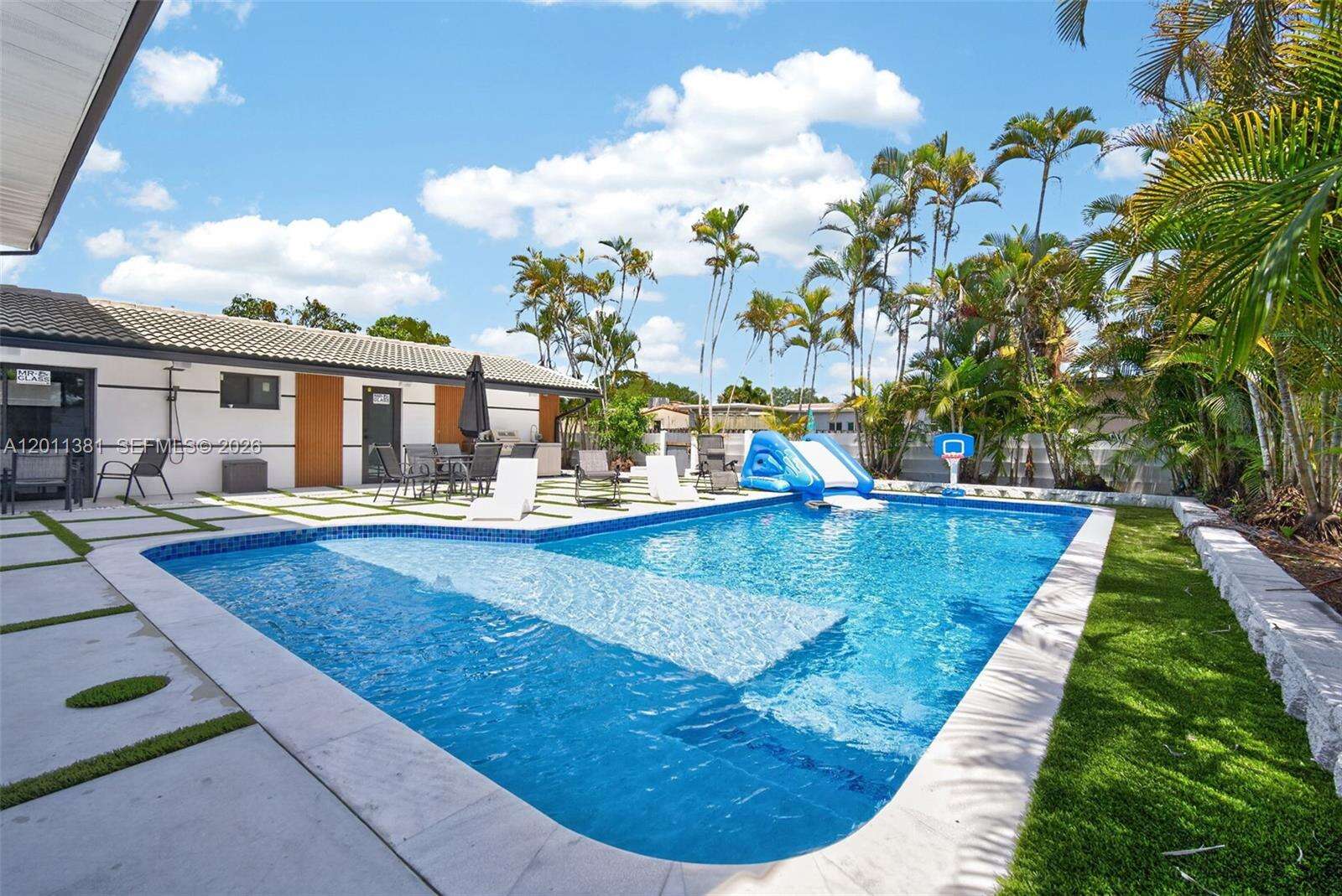 2131 53rd Ave, Hollywood, FL 33021 - For Sale photo 48