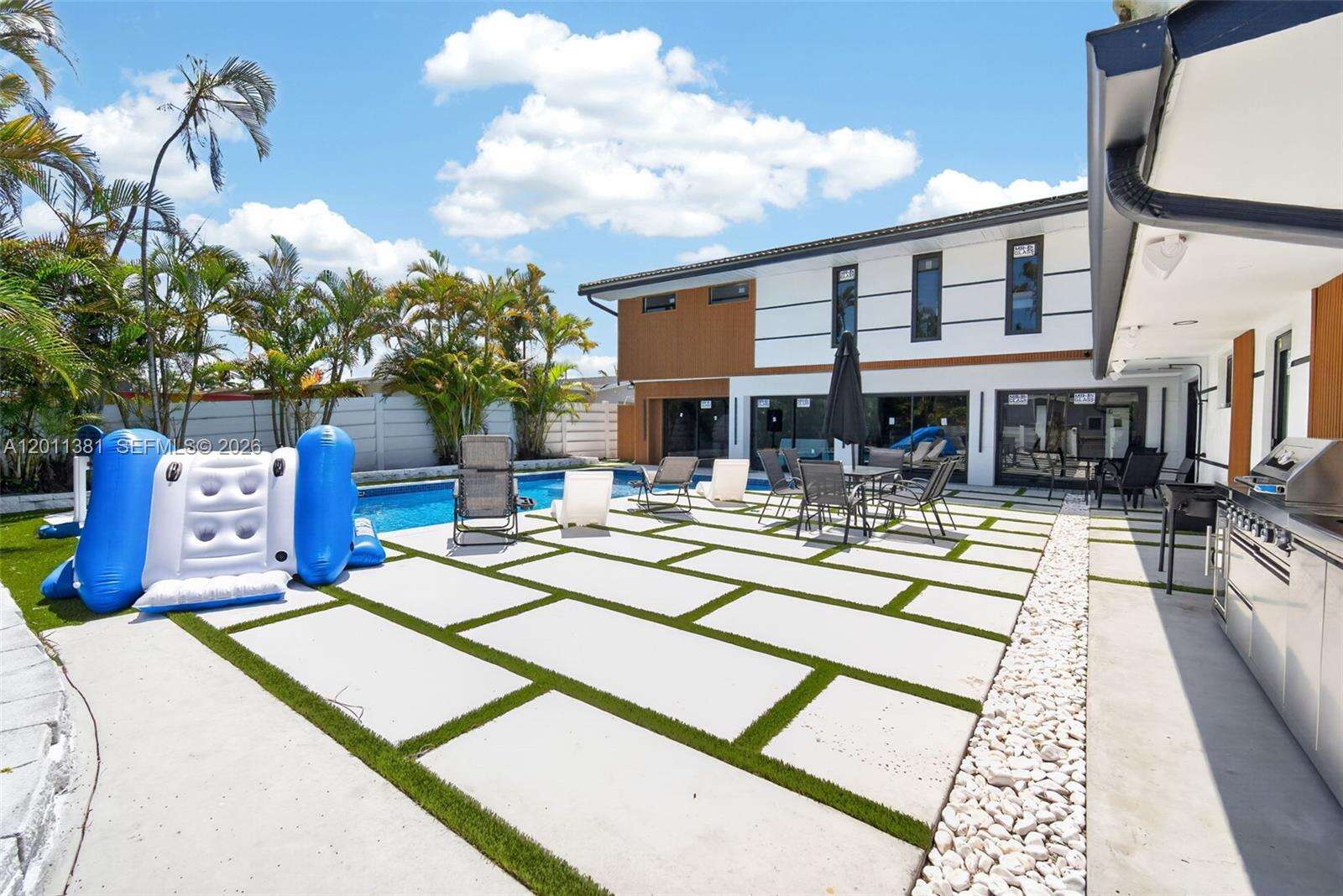 2131 53rd Ave, Hollywood, FL 33021 - For Sale photo 53