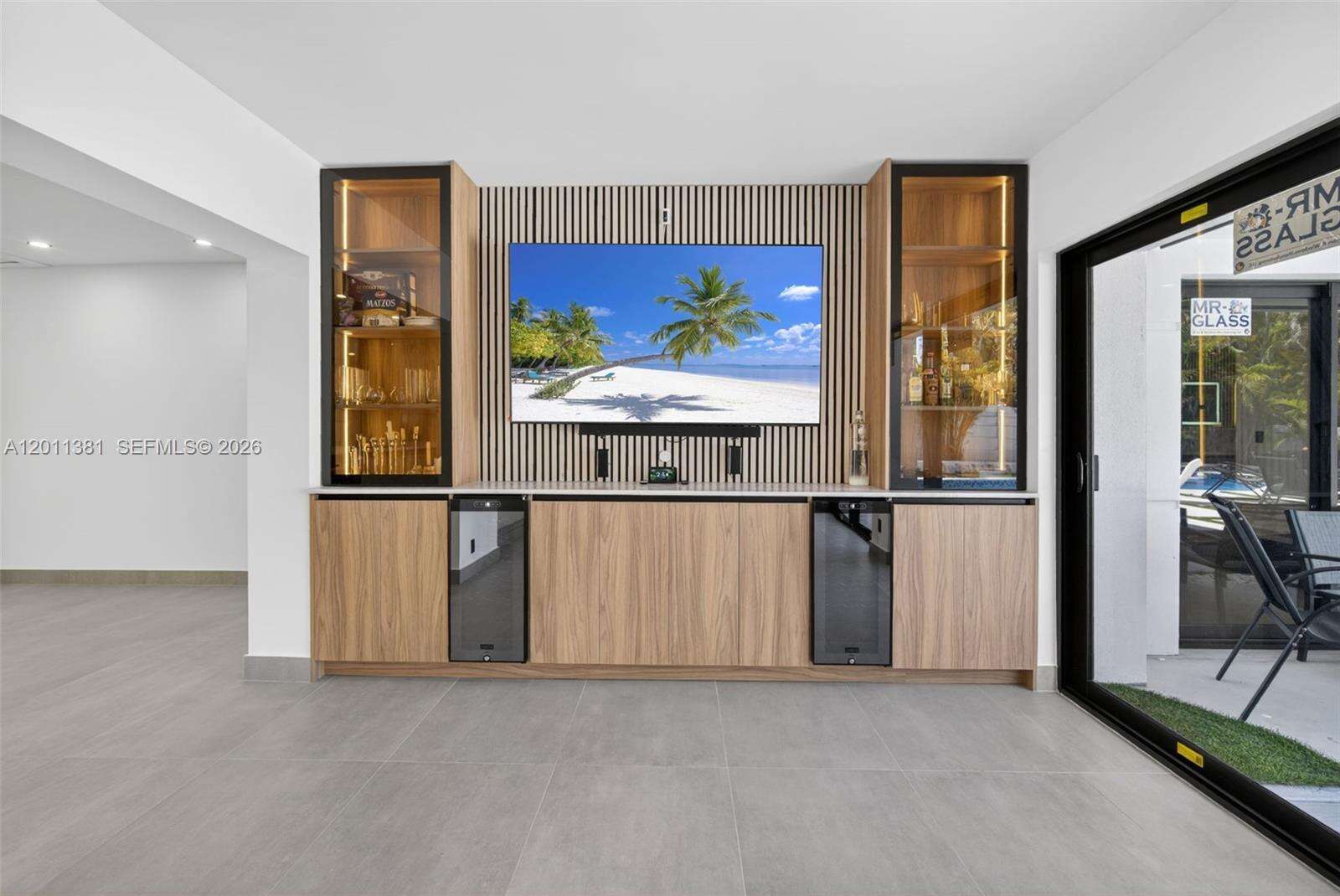 2131 53rd Ave, Hollywood, FL 33021 - For Sale photo 8