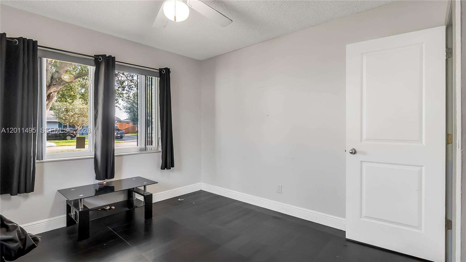 9511 8th St, Pembroke Pines, FL 33024 - For Sale photo 14