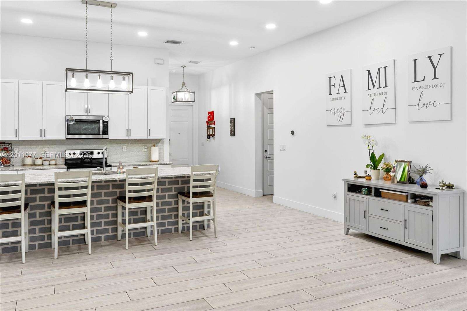 15012 177th Ter, Miami, FL 33187 - For Sale photo 5