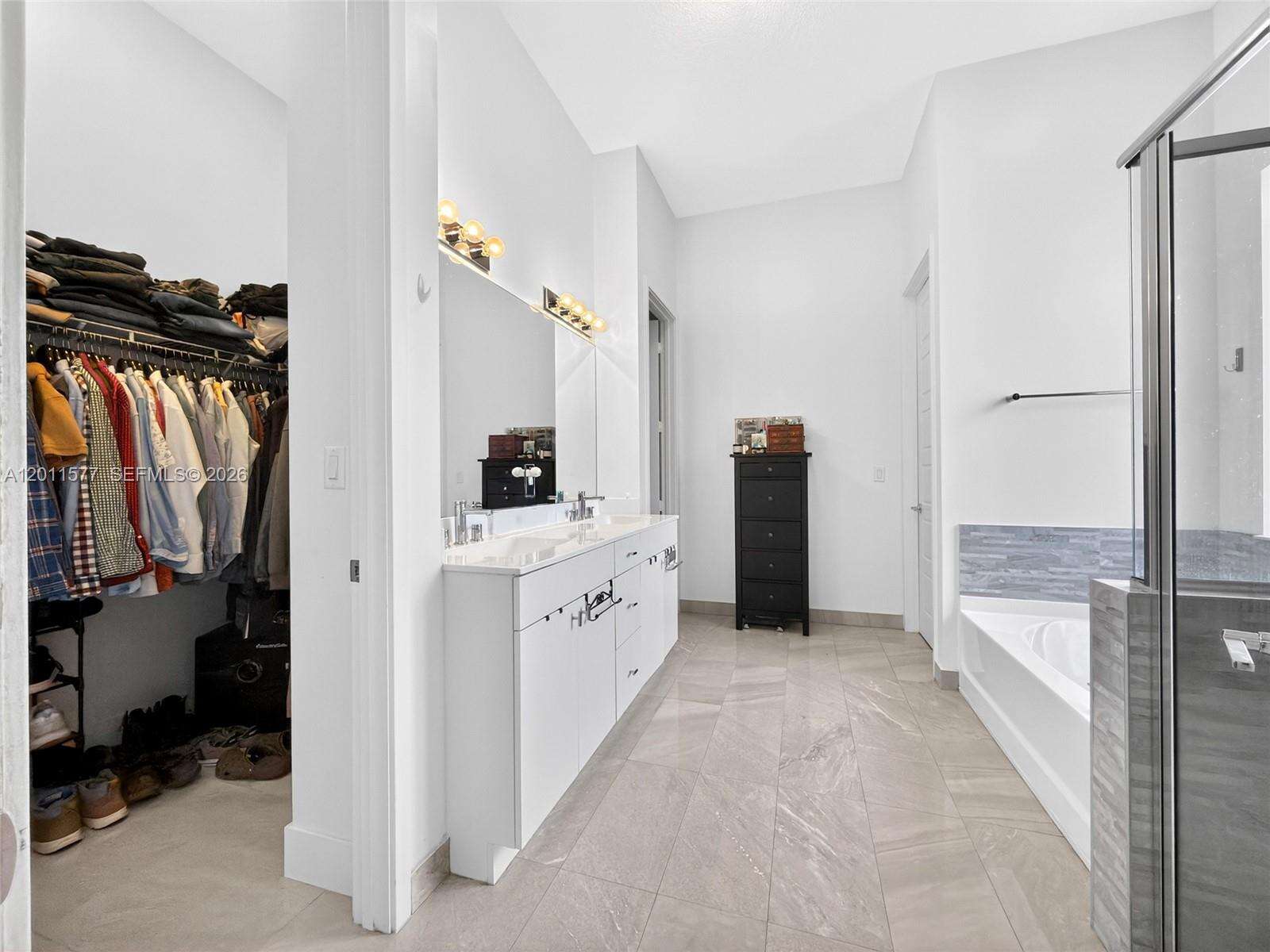 15012 177th Ter, Miami, FL 33187 - For Sale photo 8