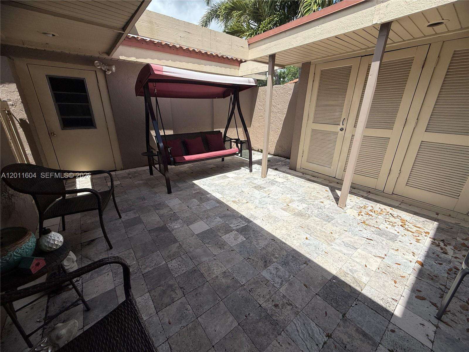 103 Tweedbrook Ln, Hollywood, FL 33021 - For Sale photo 11
