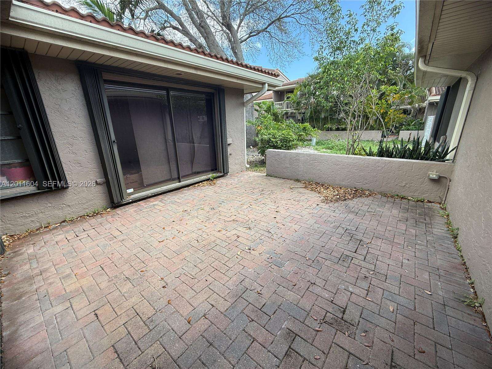 103 Tweedbrook Ln, Hollywood, FL 33021 - For Sale photo 14