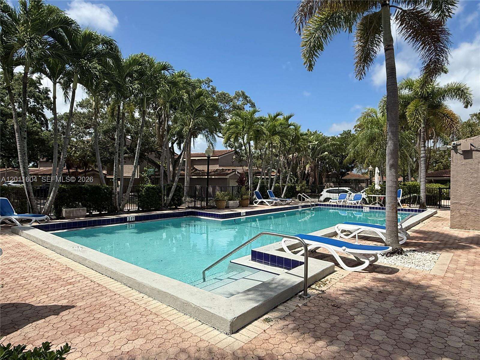 103 Tweedbrook Ln, Hollywood, FL 33021 - For Sale photo 17