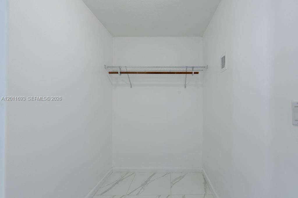510 97th Ter, Pembroke Pines, FL 33024 - For Sale photo 17