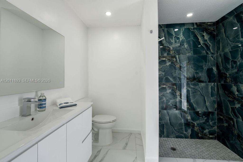 510 97th Ter, Pembroke Pines, FL 33024 - For Sale photo 18