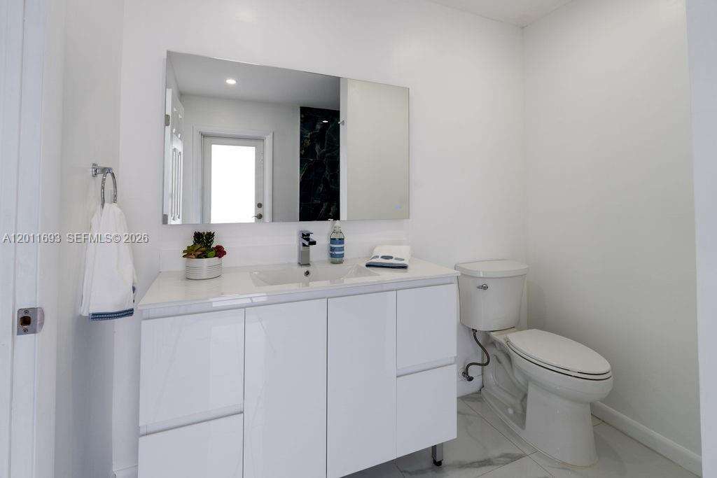 510 97th Ter, Pembroke Pines, FL 33024 - For Sale photo 19