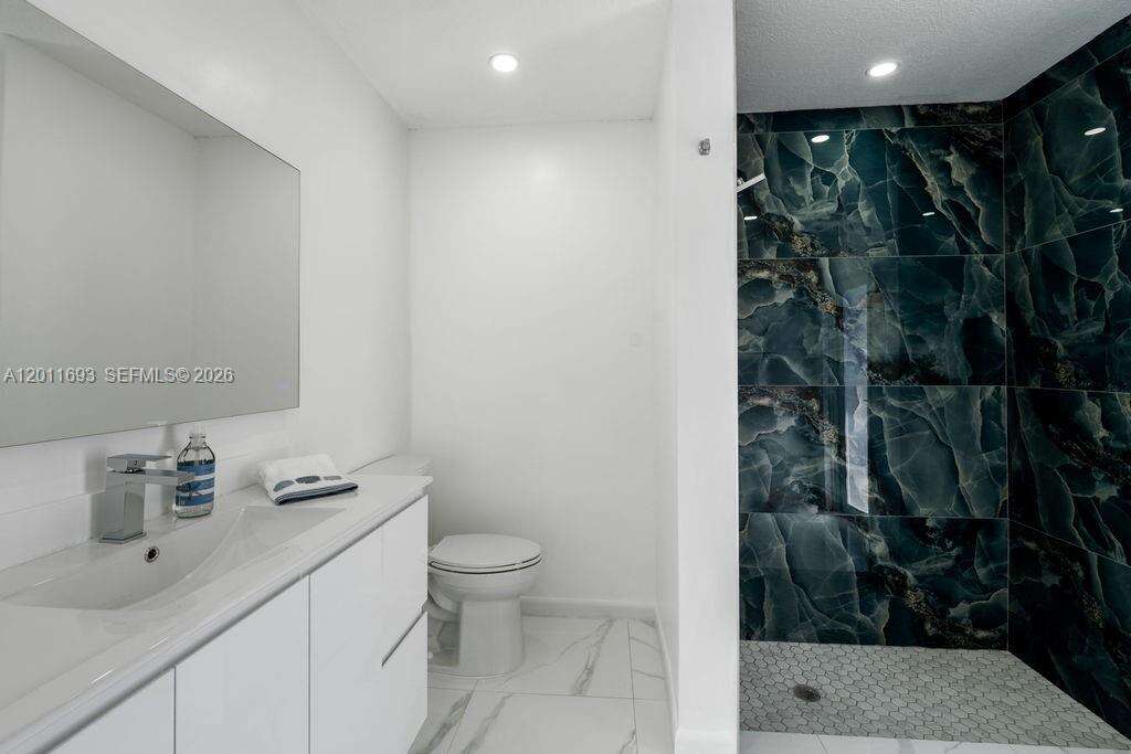 510 97th Ter, Pembroke Pines, FL 33024 - For Sale photo 21