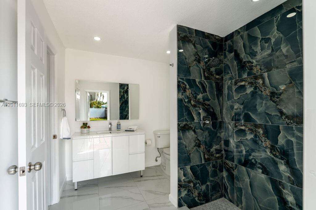 510 97th Ter, Pembroke Pines, FL 33024 - For Sale photo 22