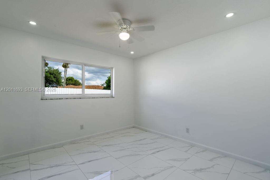 510 97th Ter, Pembroke Pines, FL 33024 - For Sale photo 27