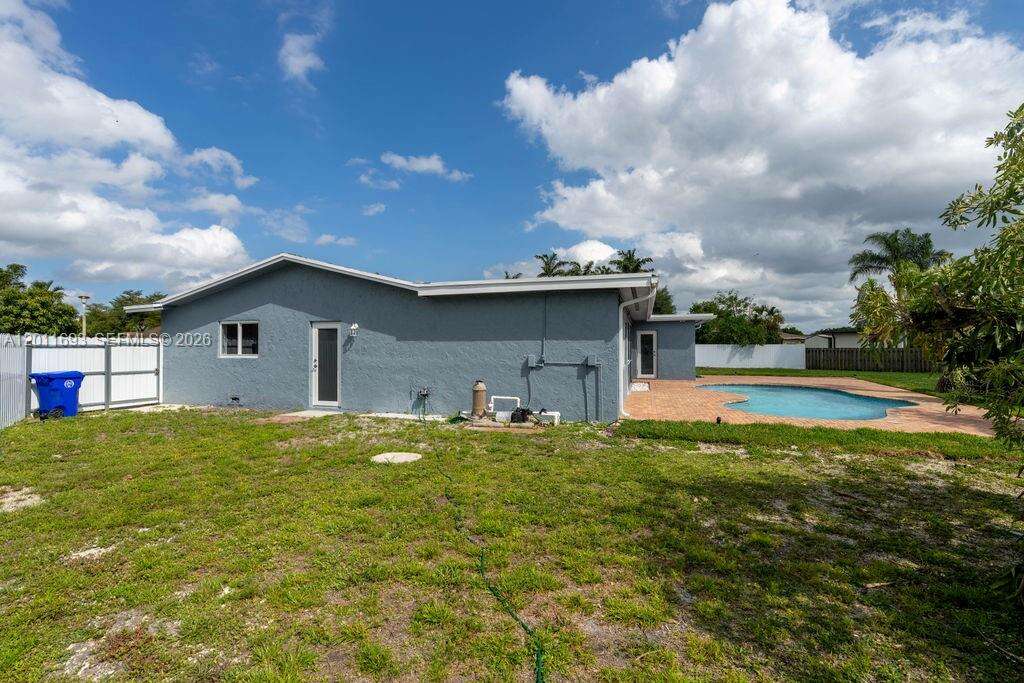 510 97th Ter, Pembroke Pines, FL 33024 - For Sale photo 38