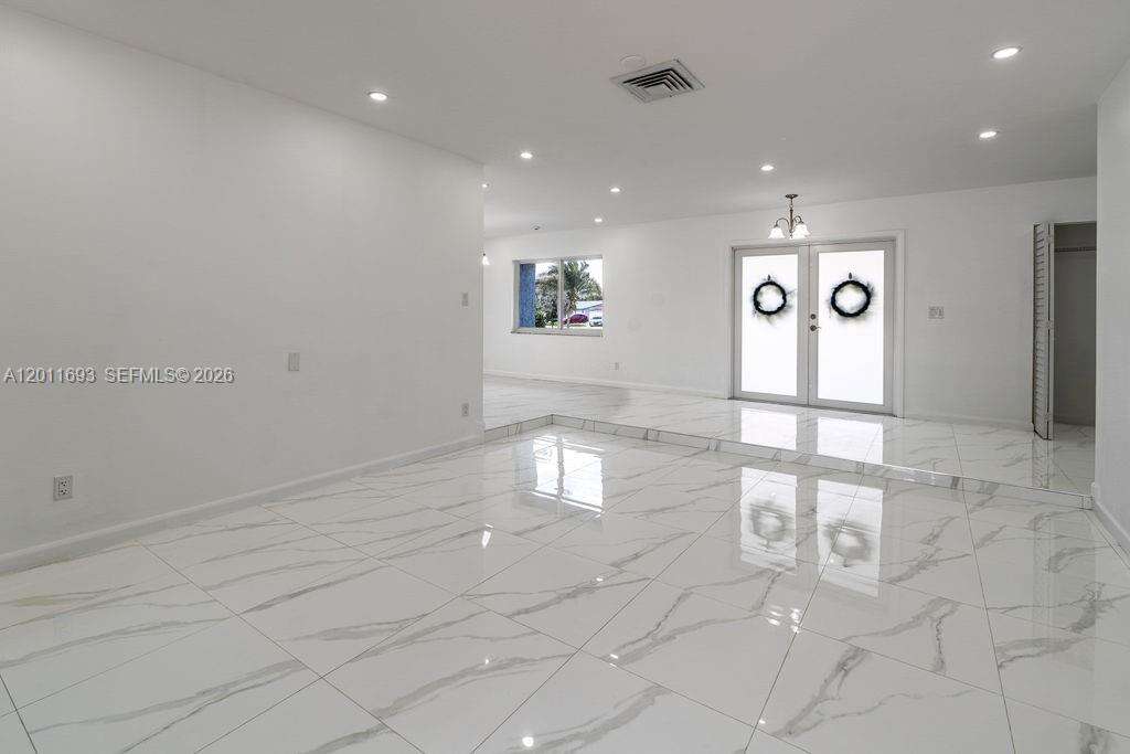 510 97th Ter, Pembroke Pines, FL 33024 - For Sale photo 5